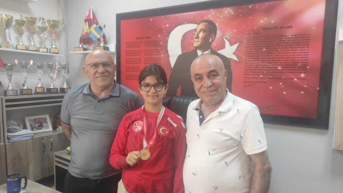 Öğrencimiz Elif Betül Özkan Antalya Şampiyonu Oldu!